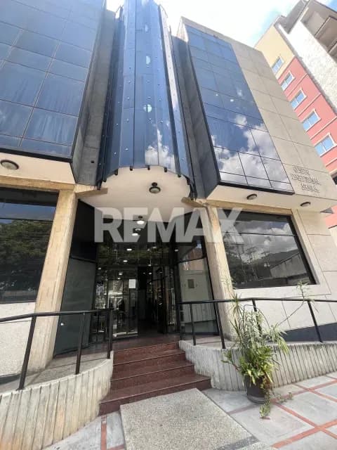 OFICINA EN VENTA, CENTRO EMPRESARIAL ARAGUA