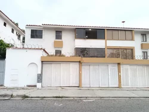 Casa Tipo Aparto Quinta En Trigal Sur Valencia Vende Dayanna Vasquez