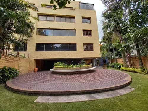 Alquilo Precioso Ph En La Urb. Alta Florida, Cerquita Country. 900 M2. Vista Al Hábila Desde Hab. Abstenerse Corredores