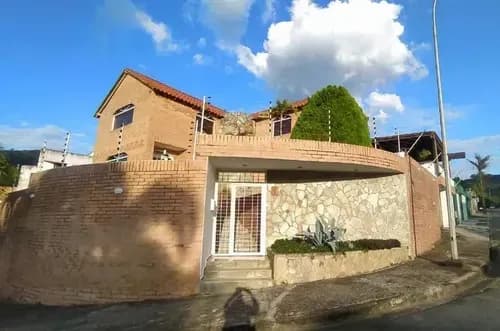 Yia Hermosa Quinta En Altos De Guataparo, Clientes