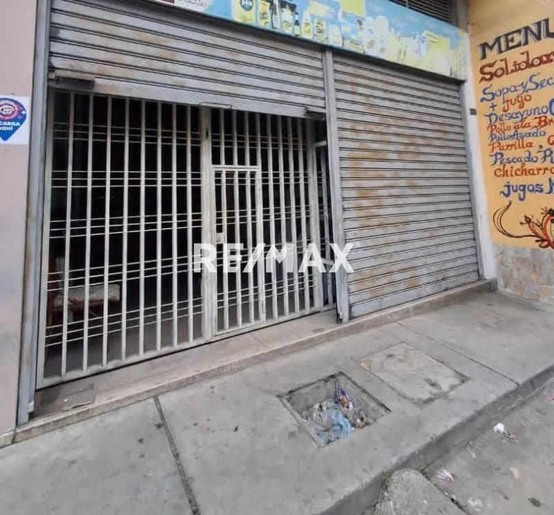 Amplio Local Comercial en Venta Ubicado en Calle 10 entre Avenida 4 y 5 Altura plaza San Pedro