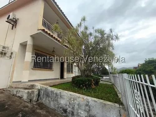En Venta: Casa En Trigal Norte - Potencial Ilimitado Propiedad Con Ubicación Privilegiada En Calle Cerrada, Ideal Para Quienes Priorizan La Seguridad