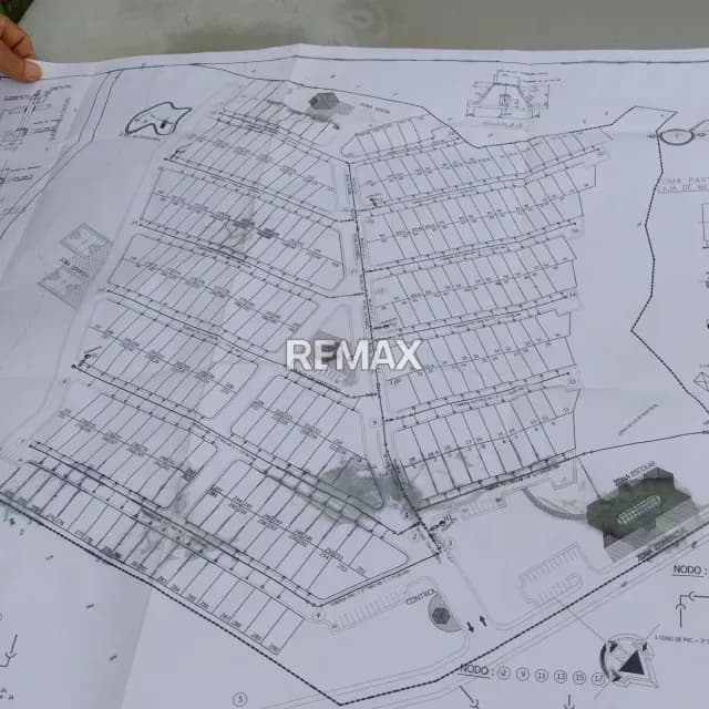 AMPLIA PARCELA en venta