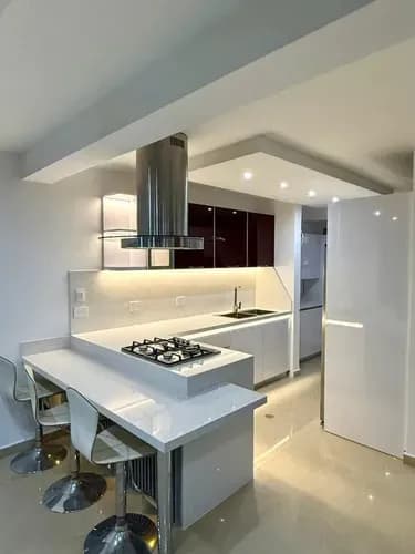 Town House Estulizado Y Amoblado En Mañongo Res Bugambilia
