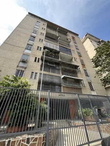 Vendo Apartamento En Las Acacias 96 Mts, 3h, 2b,1pe Renta House