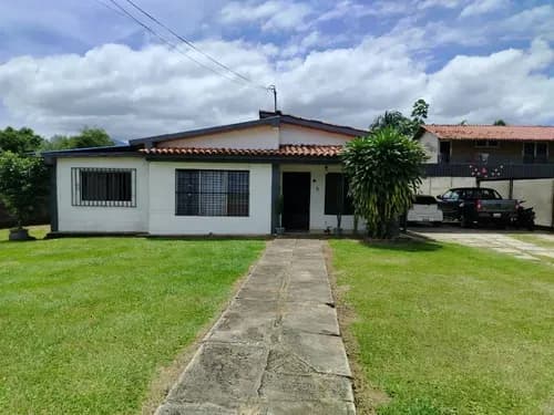 Casa Amplia, Av Intercomunal, Barinitas, Barinas/ Am