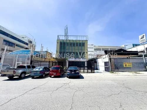 Edificio En Venta En La Urbina Caracas