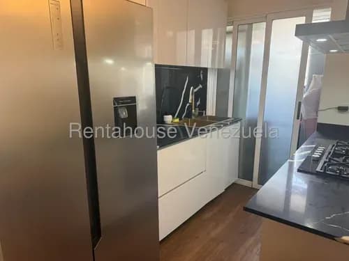 Bello Apartamento En Las Acacias Remodelado #26-19904 Lisbet Seijas