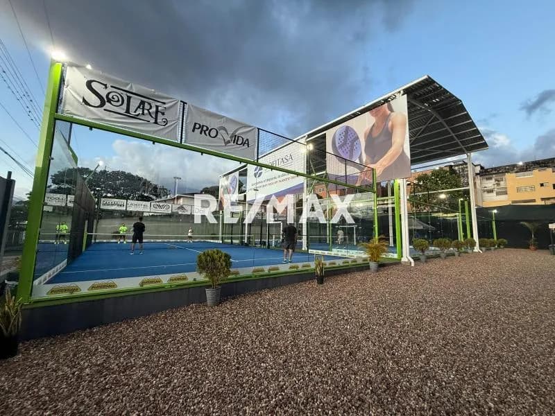 CANCHAS DE PADEL
