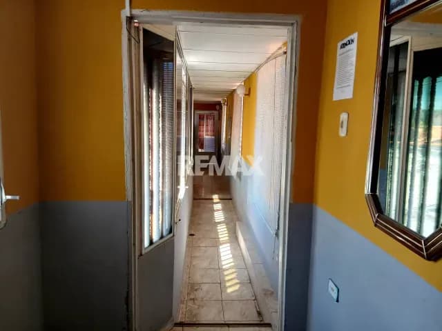 BELLA CASA EN VENTA CON ANEXO DE DOS APARTAMENTOS EN CUMANÁ