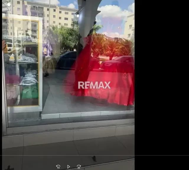 Local Comercial de 86 m² en Zona de Alto Tránsito Peatonal - El Silencio