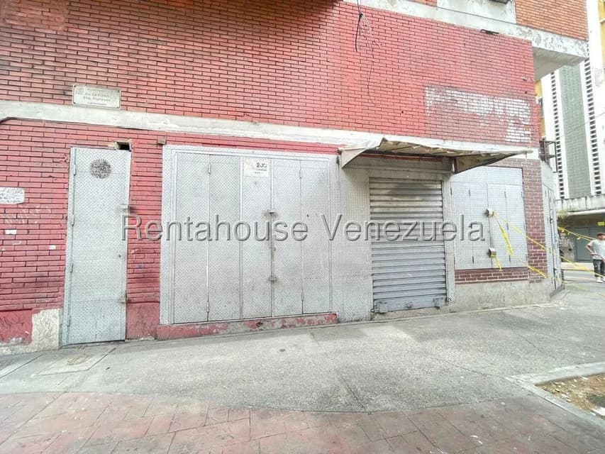 Comercial (Local Comercial) en Alquiler en Parroquia Santa Teresa, Distrito Metropolitano