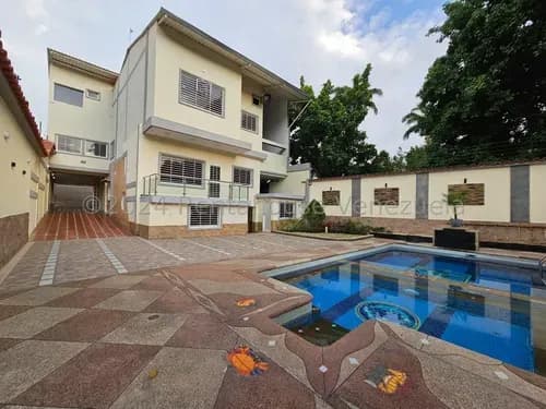Exclusiva Casa En El Limon Calle Privada Piscina Habitación Principal Tipo Suite Area Social Estef 25-15349
