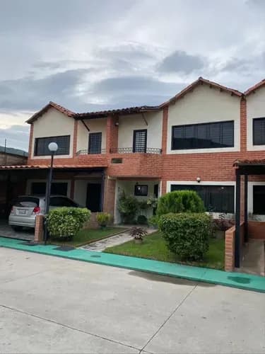Yia Townhouse En San Diego Carabobo