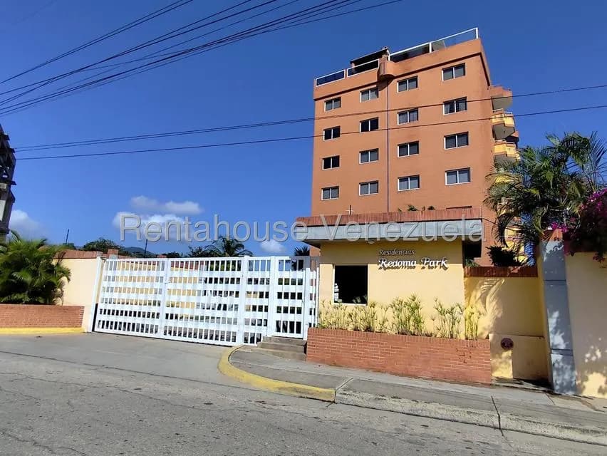Apartamento (Duplex) en Venta en Los Robles, Nueva Esparta