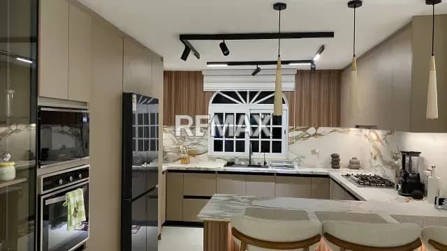 TOWNHOUSE OASIS COUNTRY I