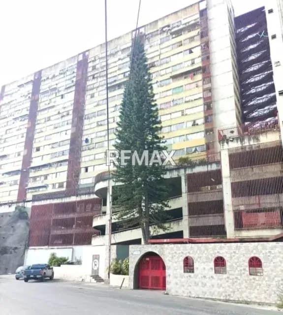 En venta Apartamento Residencias Rio Arriba - Los Teques