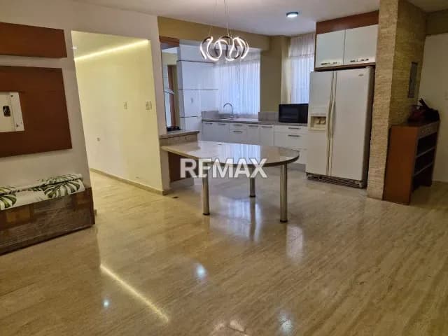 En Alquiler Apartamento 2.ª Transversal de Altamira - Chacao