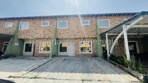 Exclusiva Casa En Venta En La Urb La Morita #26-17105 Rm