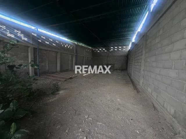 Galpón a la venta en Sábana de Mendoza Calle comercio