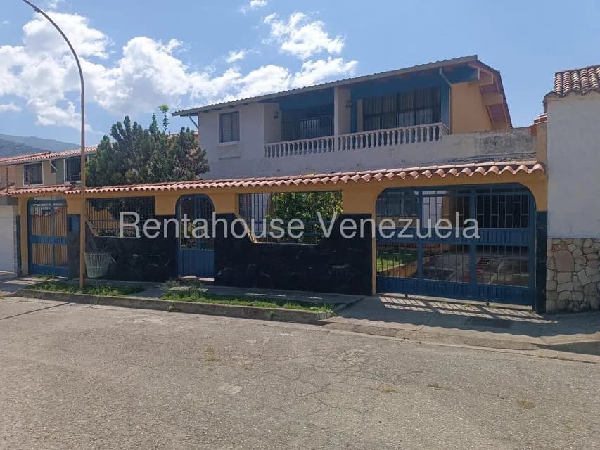Casa (Multipes Niveles) en Venta en La Mata, Merida