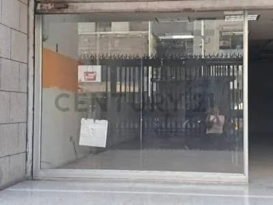 ML - Local Comercial en alquiler Av. Universidad