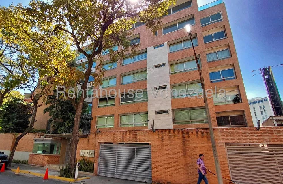 Apartamento (1 Nivel) en Alquiler en Los Naranjos de Las Mercedes, Distrito Metropolitano