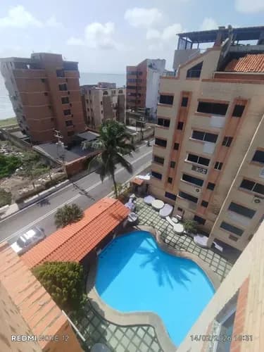 Apartamento Tipo Penthouse En Venta Tucacas, A Remodelar Piso 6. Áreas Sociales. Cv