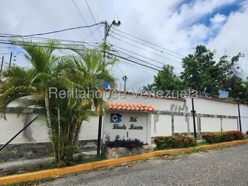 Maritza Lucena Alquila Amplio Local Comercial Al Este De Barqusimeto. A Pie De Calle, Ideal Para Cualquier Negocio.
