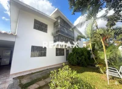 Hermosa Quinta en Lomas de la trinidad