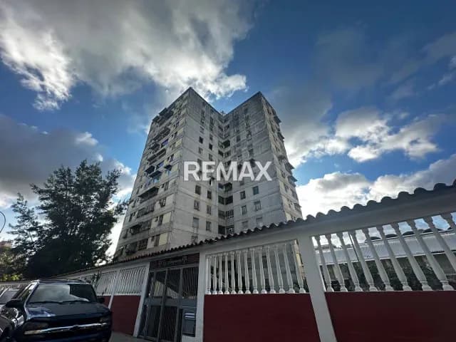 Apartamento en venta, Urbanización Simón Bolívar, Los Teques