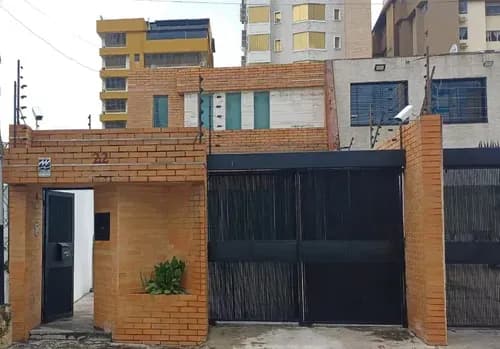 Se Vende Hermoso Townhouse Amoblado En La Urbanizacion La Soledad015js