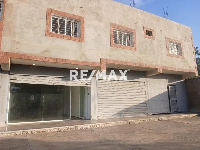 Se Alquila Local Comercial en Excelente Ubicación Coro Edo. Falcón