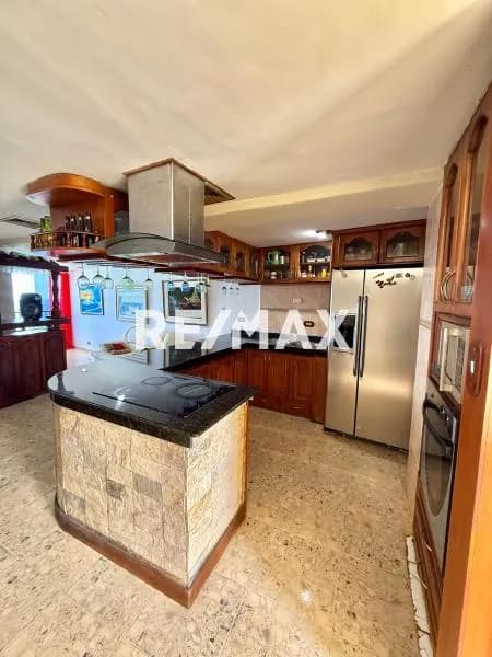 Se vende apartamento playa grande Torre marina