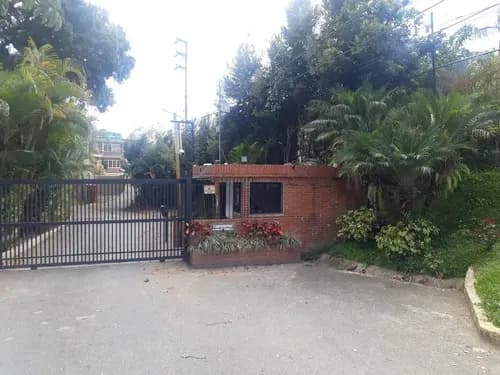 Y.t. Terreno En Venta En El Hatillo Mls #22-14806