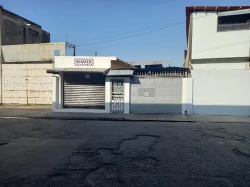 Promociona Para La Venta Una Casa Con Local Terreno Propio Para Remodelar. 013jsc