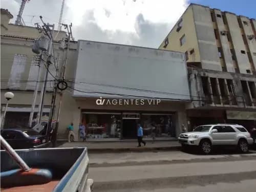 Calle Monagas, Frente A La Plaza Bolívar