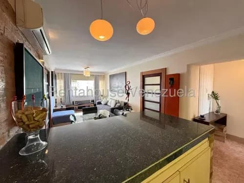 Presentamos Este Impecable Apartamento En Venta Guaicay #26-19259 Vi