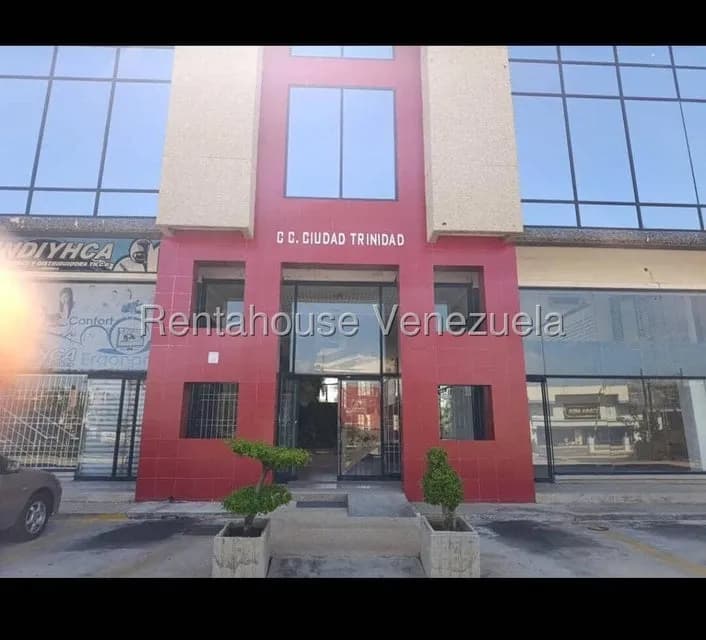 Comercial (Local Comercial) en Venta en La Trinidad, Zulia