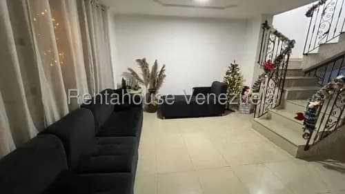 Townhouse En Venta En Zona Norte Mls #26-11389 R.q