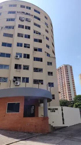 Alquiler De Apartamento En La Urbanización Los Mangos .az