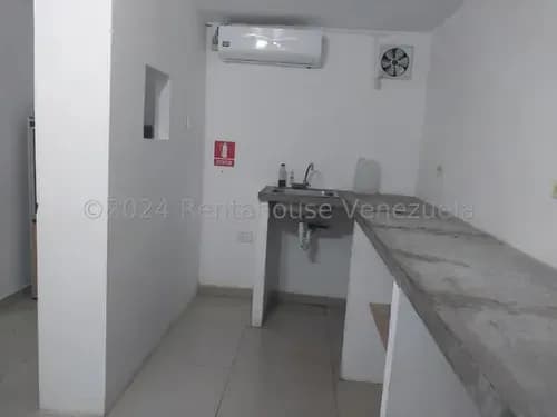 Local En Alquiler En Zona Centrica En Coro # 26-11202