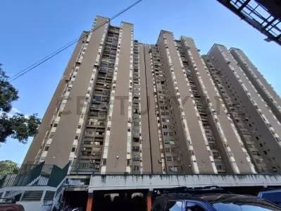 Apartamento La California Norte en venta, diagonal al C.C. Lider.
