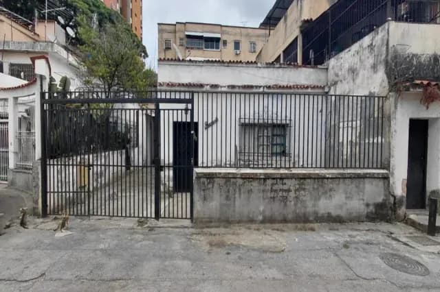 Casa Comercial para remodelar