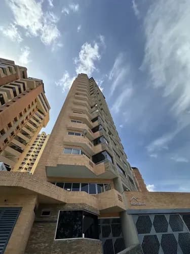 Sky Group Elite Vende Apartamento En Venta La Trigaleña Alta Valencia Res. Mont Blanc