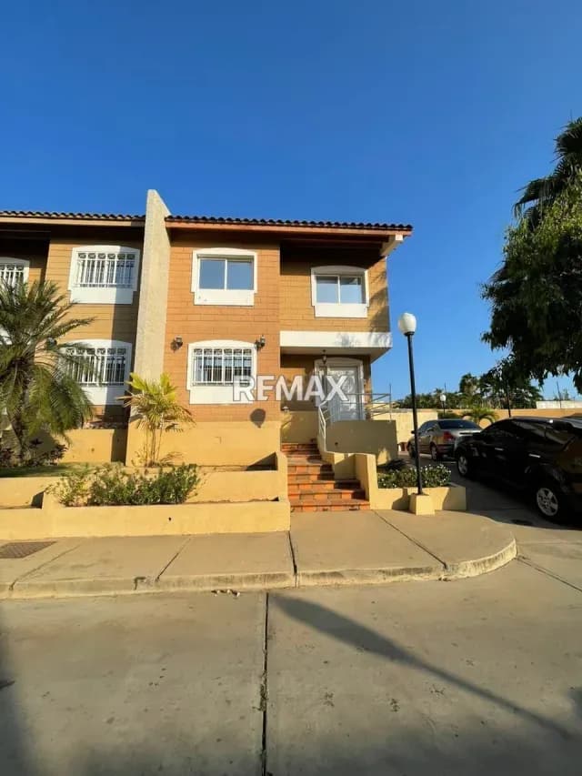 Townhouse en Villa Eucalipto