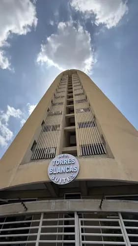 Karol Ofrece En Venta Apartamento En Residencias Torres Blancas Suites En El Viñedo Valencia (solo Clientes)