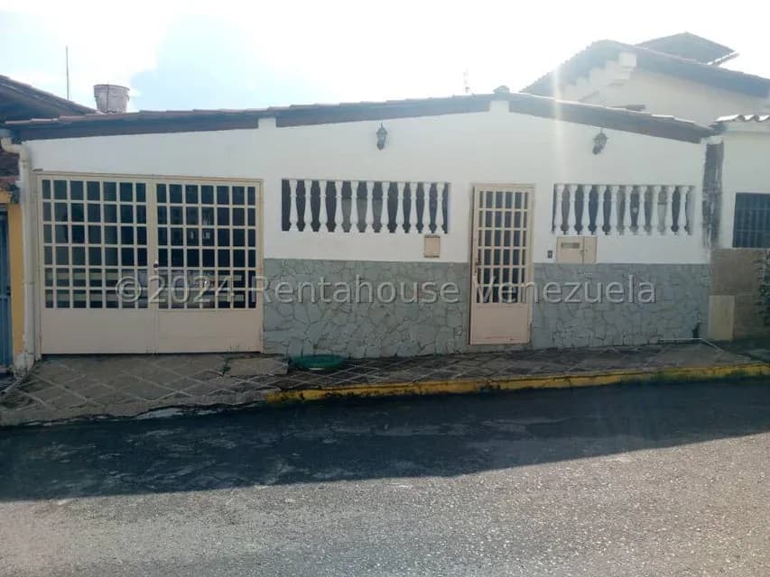 Casa (1 Nivel) en Venta en Santa Rosa de Charallave, Miranda