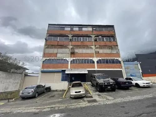 Edificio / Galpón En Venta Boleita Norte Ys#26-17817