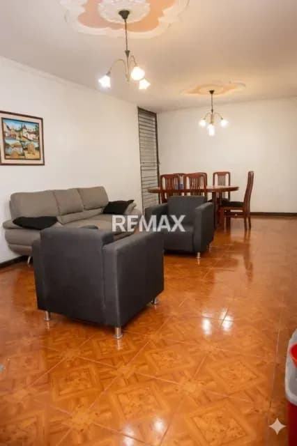 EN VENTA APARTAMENTO UBICADO EN LA CALLE 31. CENTRO DE LA CIUDAD